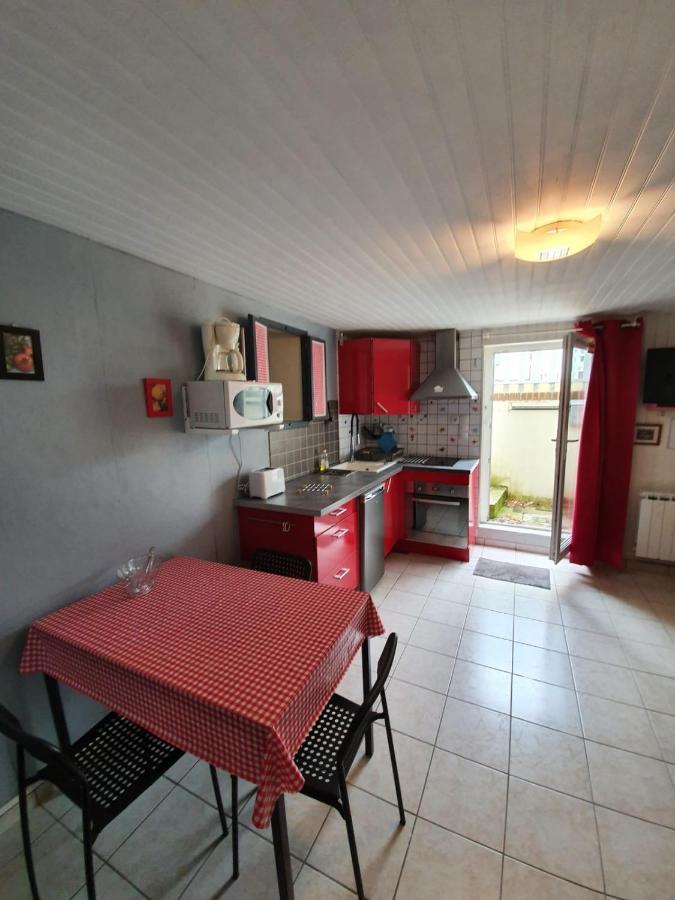 Apartment Studio With Sea View In *