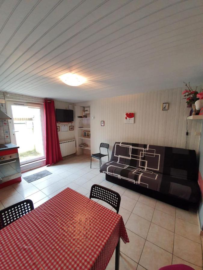 Studio With Sea View In